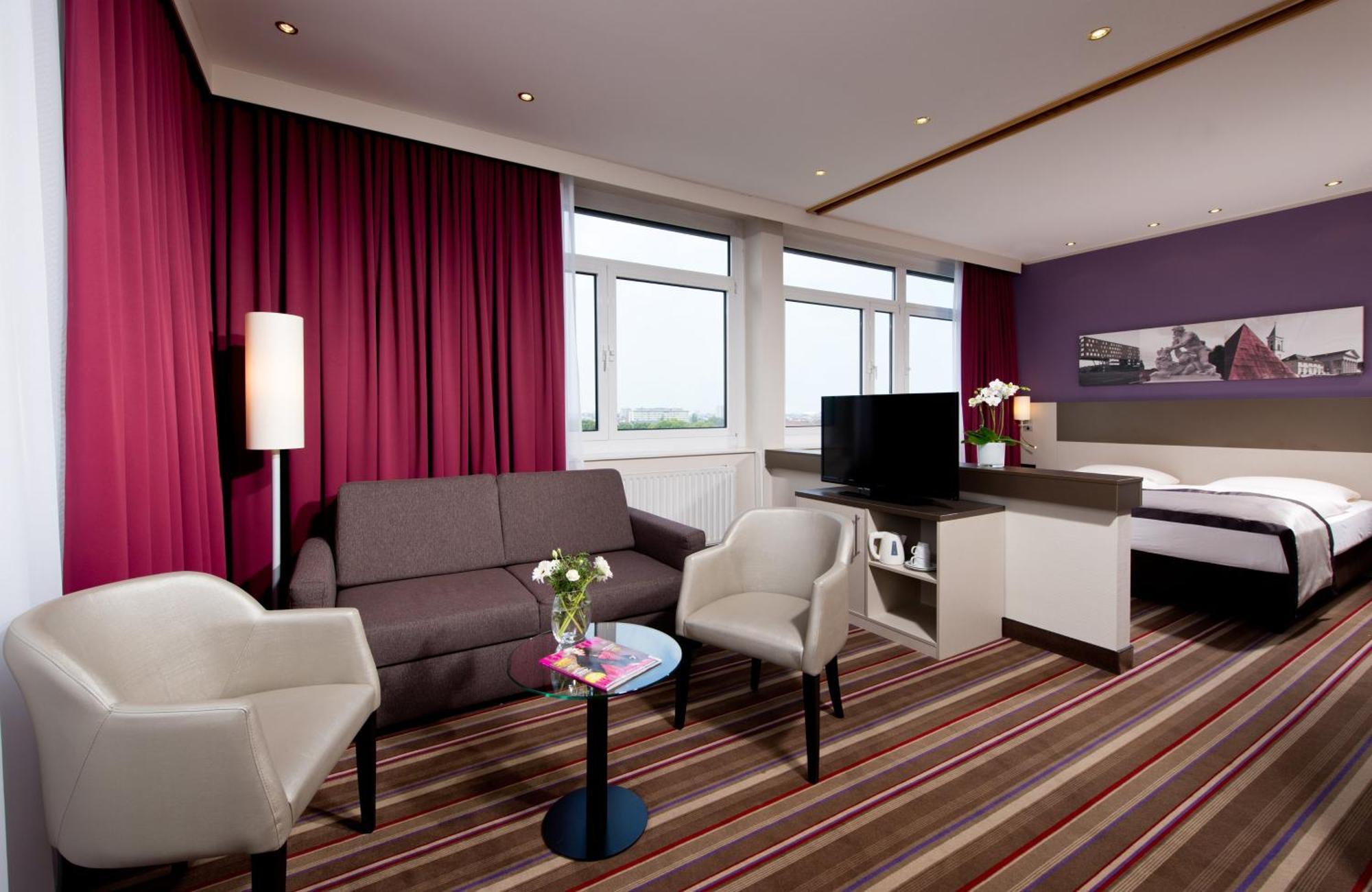 Leonardo Hotel 4*