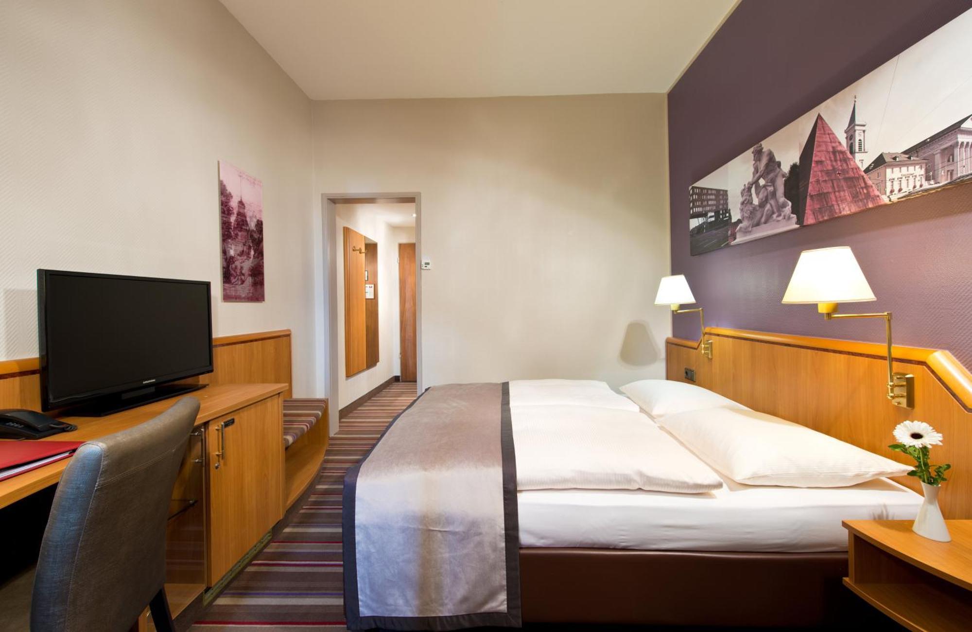 Hotel Leonardo 4*
