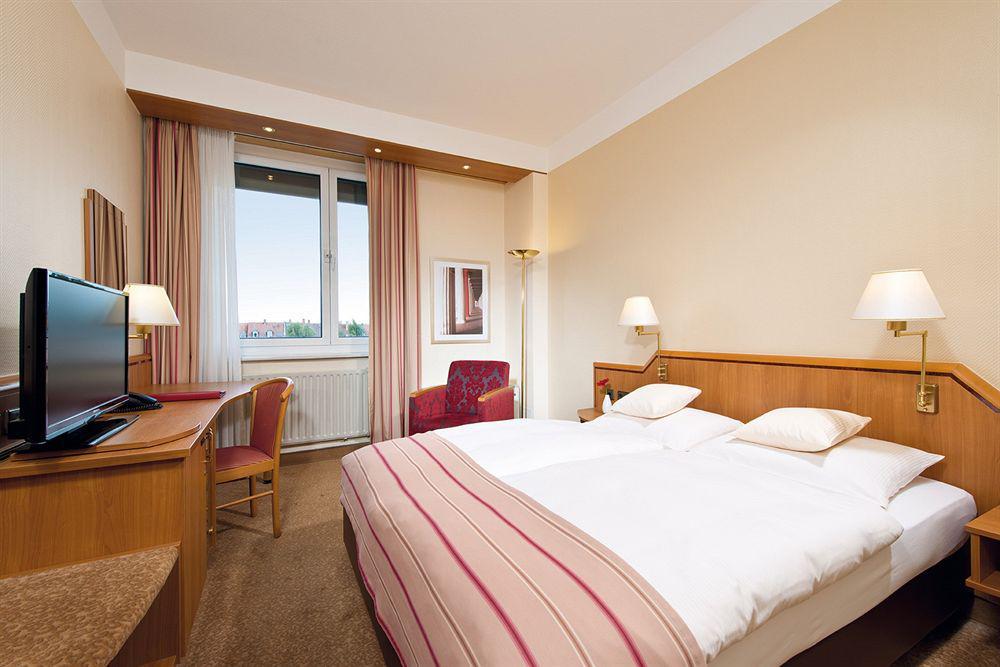 Hotel Leonardo 4*
